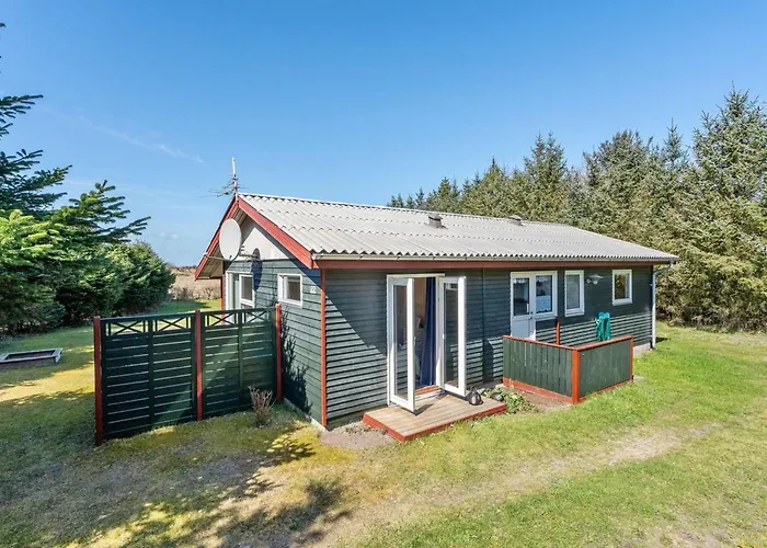 Josefiina - 450m To The Fjord By Interhome