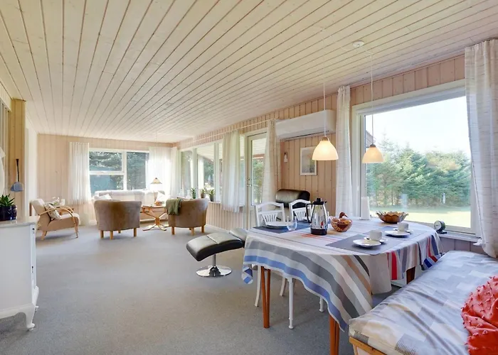 Josefiina - 450m To The Fjord By Interhome *