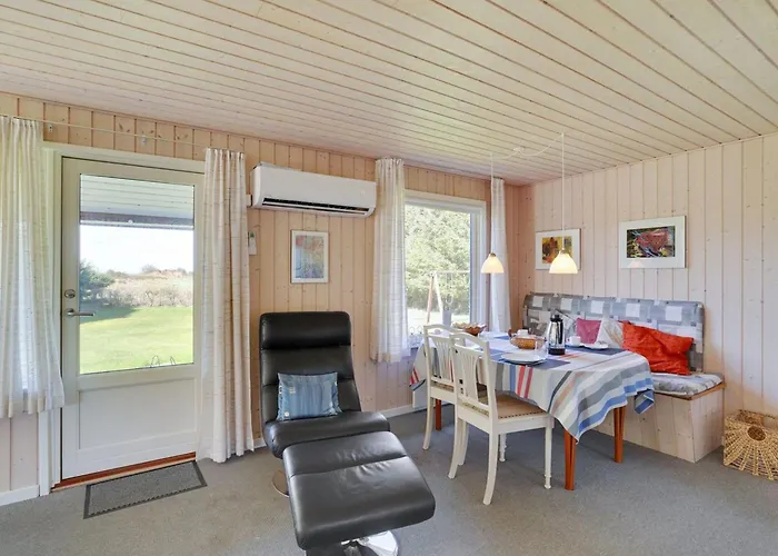 Josefiina - 450m To The Fjord By Interhome Løgsted